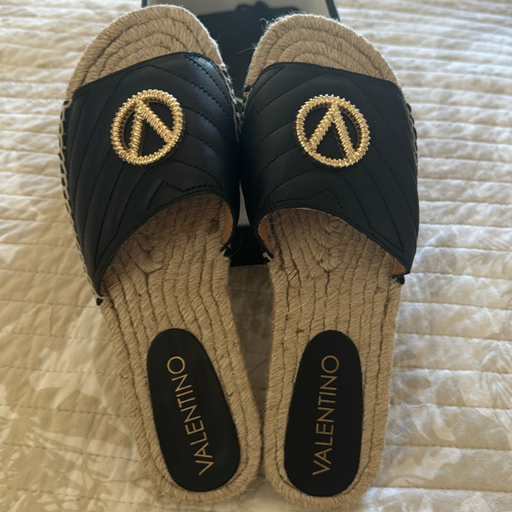 Black Valentino slide women's size 8 NIB